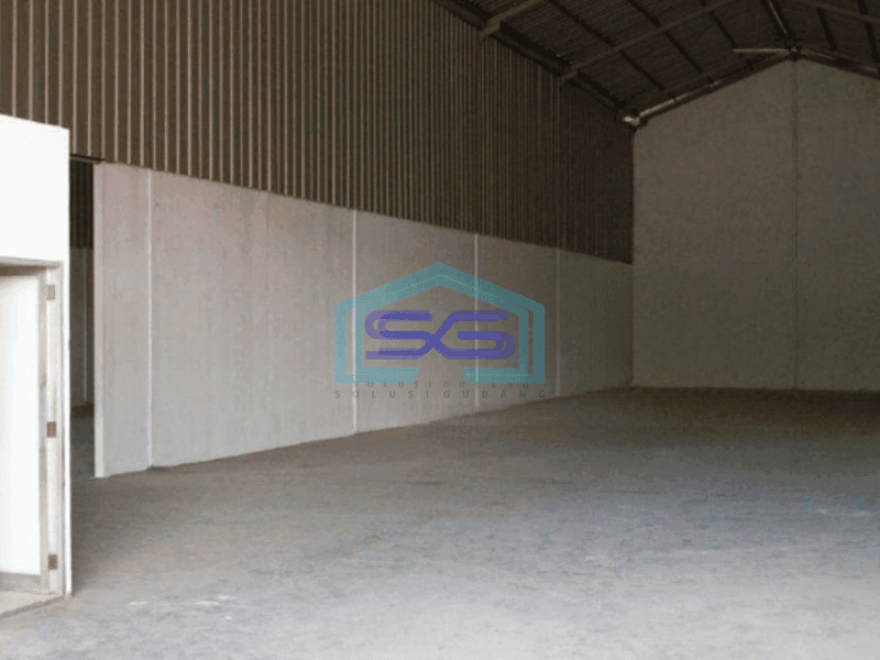 Disewakan Gudang Full Loading Dock Luas Bangunan 756 m² di Kapuk Kamal Jakarta Barat