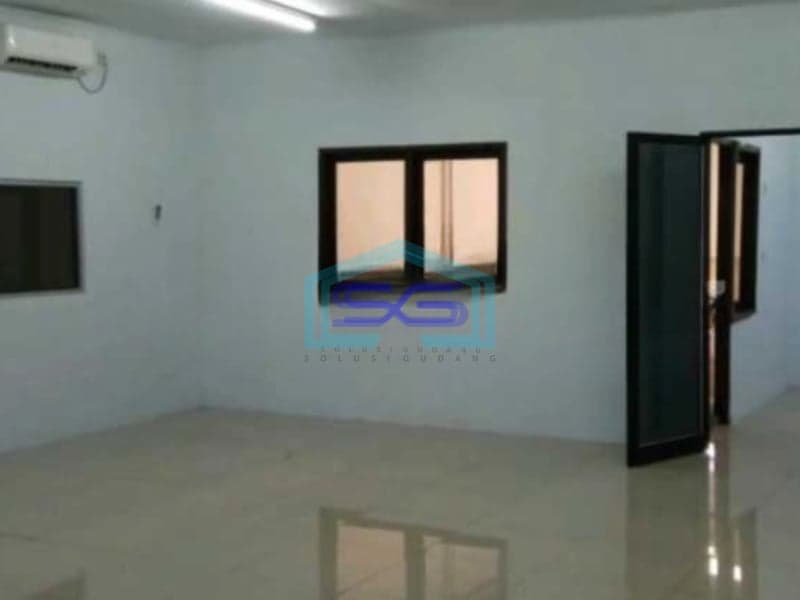 Disewakan Gudang Luas Tanah 600 m2 Lokasi di BSD Tangerang Ada Kantor