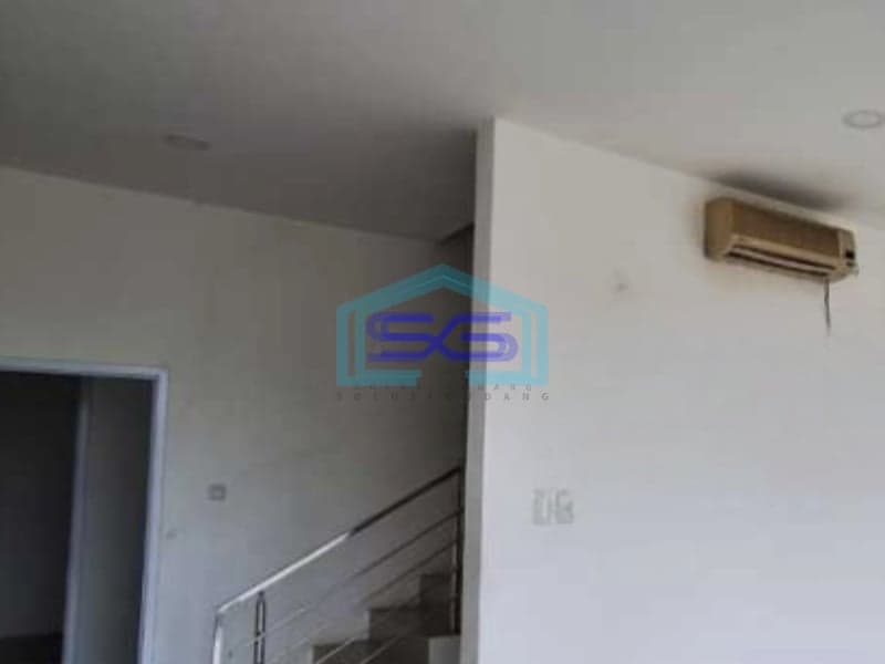 Disewakan Gudang Luas Tanah  480 m² Lokasi Bebas Banjir di Karawaci Tangerang