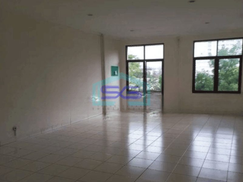 Disewakan Ruko di Gatot Subroto Bandung Luas Bangunan 200 m²