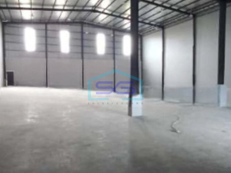Factory Warehouse for Rent 898 sqm Building Area Flood-Free Location in Cikarang