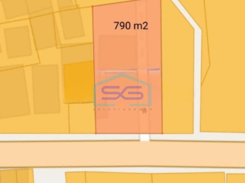 科波卡塔邦主干道地块出租，面积1080平方米