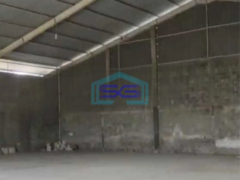 Disewakan Gudang Akses Container Luas Bangunan  600 m²  di Jurumudi Tangerang