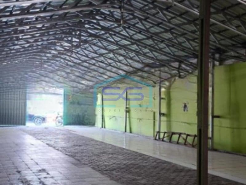 Warehouse for Rent Land Area 370 sqm Located in West Jakarta