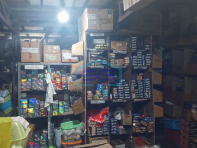 普拉维罗迪尔詹街边商铺出售，占地252平方米