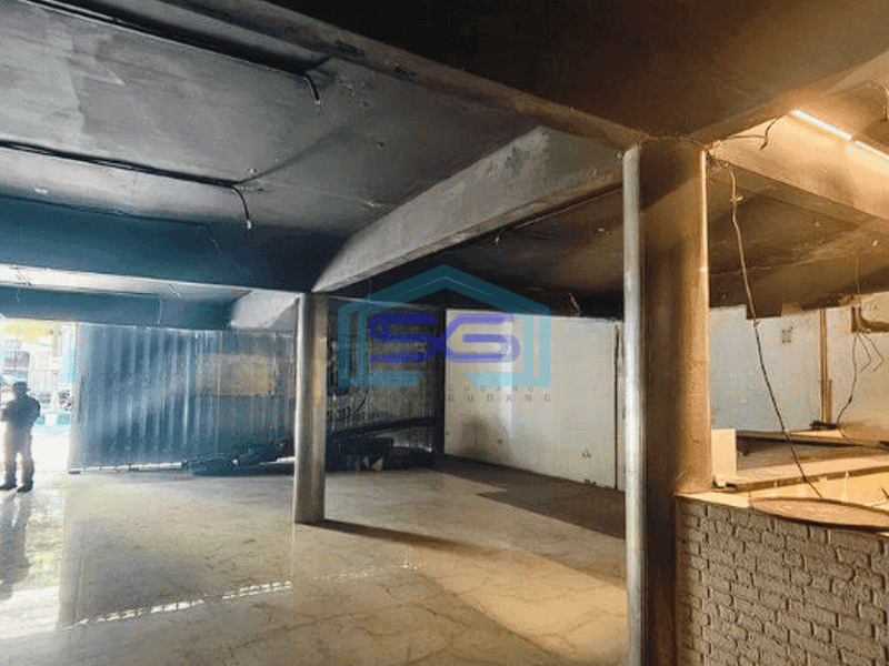 Disewakan Ruko Di Pusat Kota Sidoarjo 2 Lantai LB 400m2