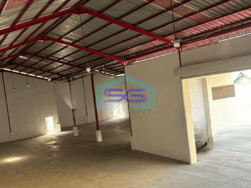 Dijual Gudang Plus Kantor 2 Lantai Luas Tanah  1070 m² di Cipondoh Tangerang