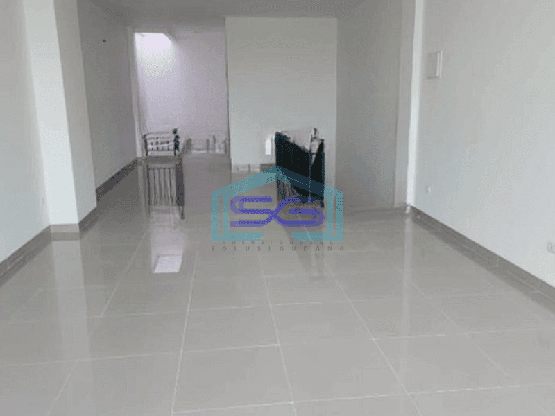 Disewakan Termurah Ruko La Riviera Jakarta Utara 3 Lantai LB 203m2