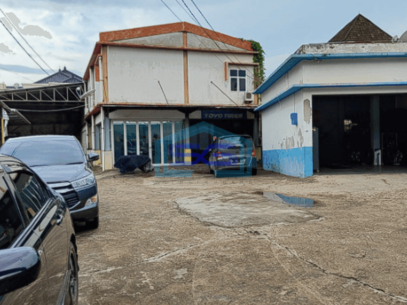 Disewakan Tanah + Bangunan Super Strategis di Jl. Demang Lebar Daun Palembang