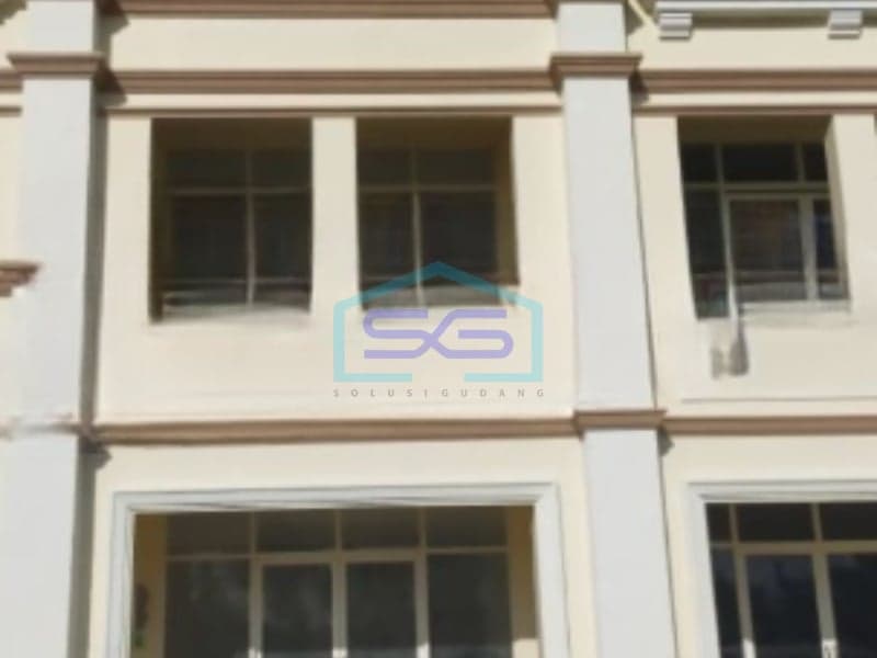 Disewakan Ruko Luas Tanah 175 m² 3 Lantai Lokasi di Manado Sulawesi Utara