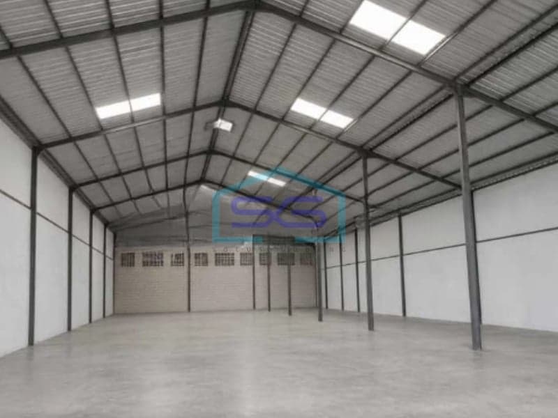 Disewakan Gudang Bebas Banjir di Mangkang Raya, Semarang Barat LB 700 m²
