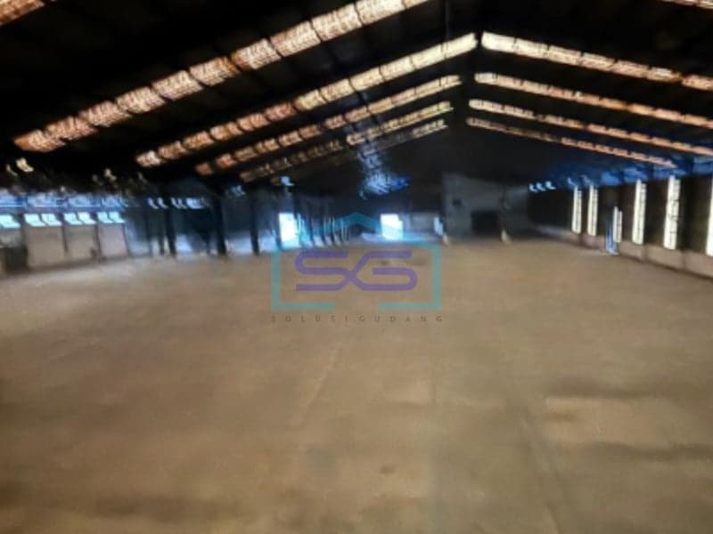Warehouse for Sale Land Area 9720 sqm Loading Dock in Cikarang