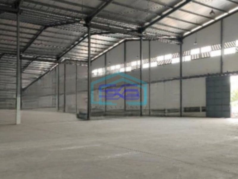 Disewakan Gudang Ada Kantor Luas Bangunan 2520 m² Lokasi Semarang Barat