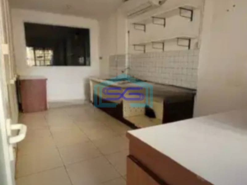 Disewakan Ruko Lokasi Sangat Strategis di Kebayoran Baru Jakarta Selatan