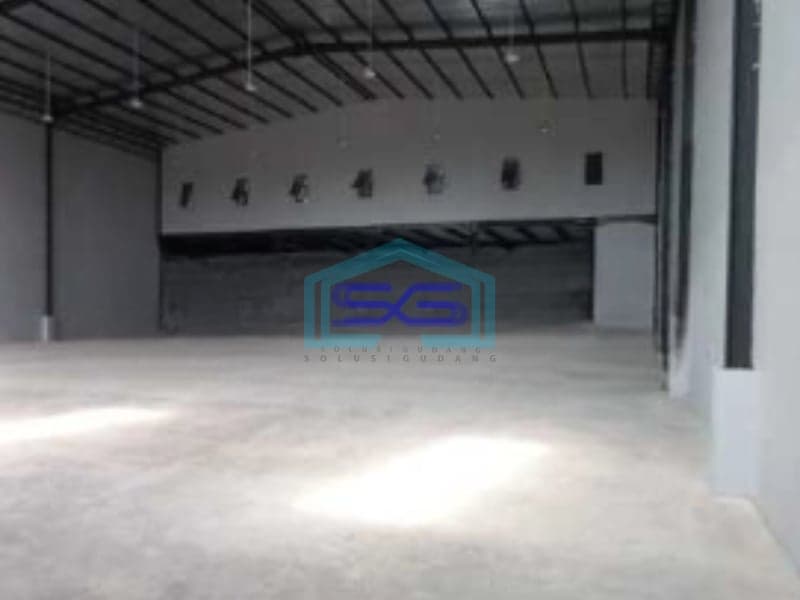 Disewakan Pabrik Lokasi Strategis Luas Tanah 1043 m² di Cikarang