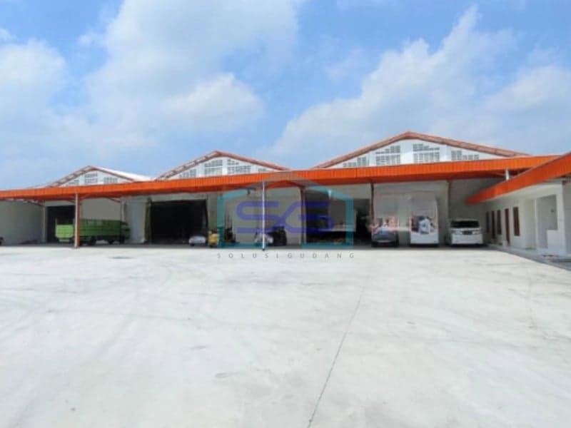 Disewakan Gudang Baru Strategis Siap Pakai di Kawasan Pergudangan Kartasura Jawa Tengah LB 3841m2