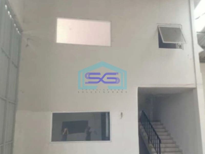 Disewakan Gudang Luas Tanah  500 m² Lokasi Jurumudi Tangerang