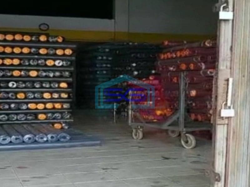 Dijual Gudang di Cimone Pinggir Jalan Raya LB 800m2 di Tangerang