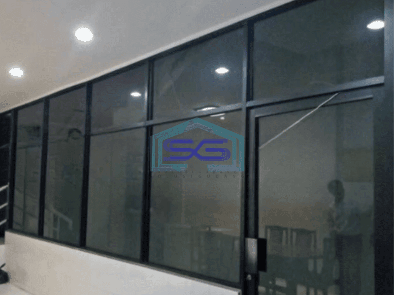 Dijual Ruko Murah Siap Pakai Luas Bangunan 250 m² di Pangeran Jayakarta Jakarta Pusat