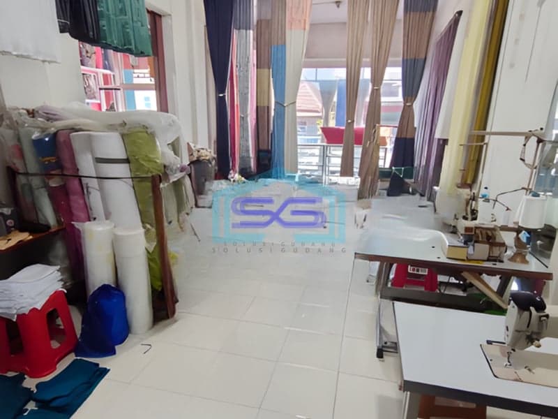 Dijual Ruko Strategis Dijual di Jl. Raya Perusahaan Singosari Malang LB 224m2