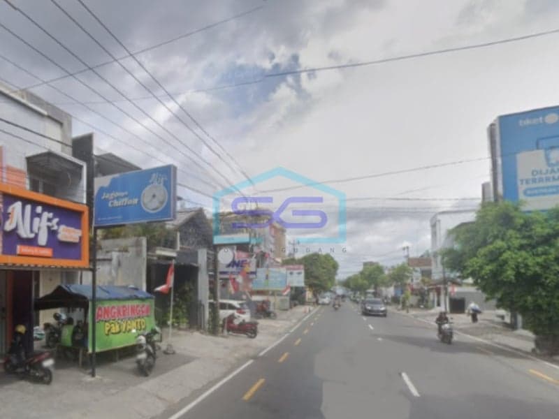 Rent Commercial Shop House in Karangwaru, Jogja Land Area 80 sqm