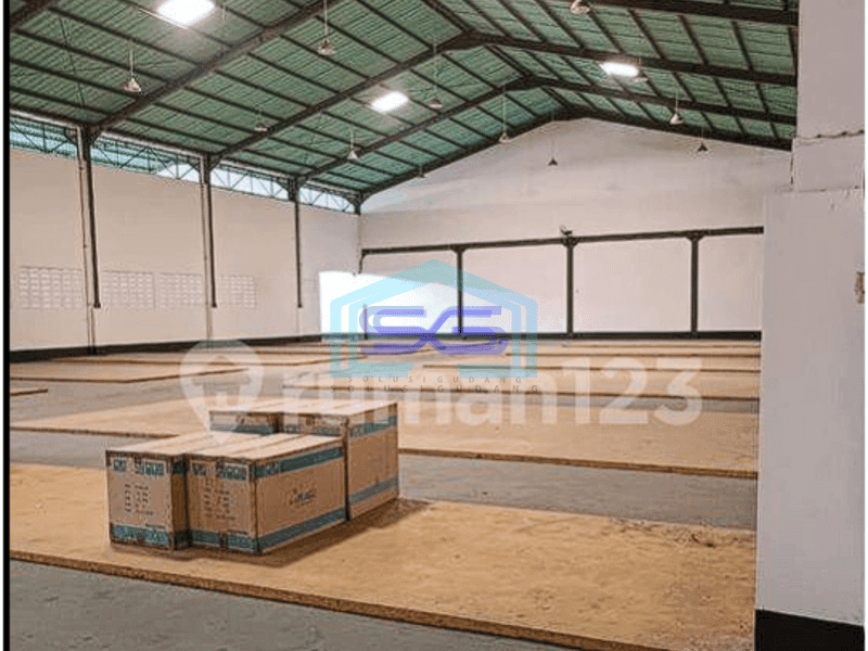 Disewakan gudang bagus siap pakai di Mauk