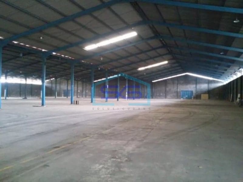 Disewakan gudang di tangerang luas 11000m