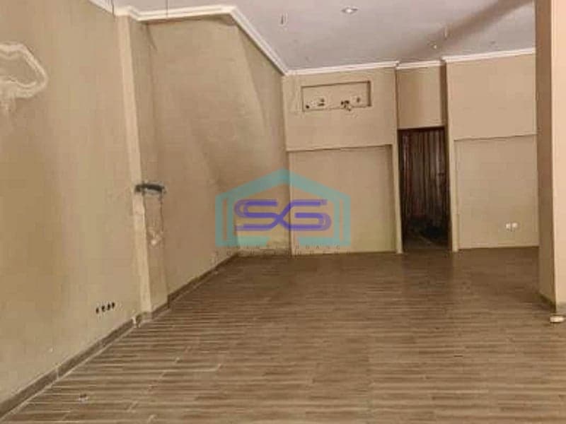 Dijual Ruko Gandeng 4 Lantai ada Lift Barang di Green Lake City Jakarta Barat LB 500m2
