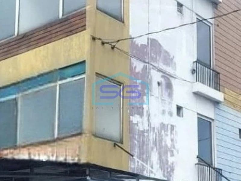 Strategic Shophouse for Rent in Kota Wisata Cibubur, West Java - Building Area 215 m²