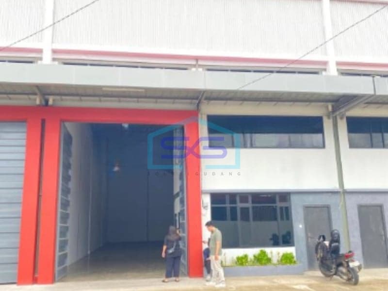 Dijual Gudang Plus Kantor Luas Bangunan 700 m² Depan Tol PIK 2 Jakarta Utara