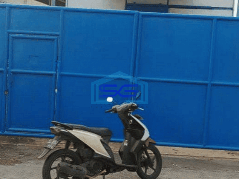 Dijual gudang bagus 894m2 di Kamal