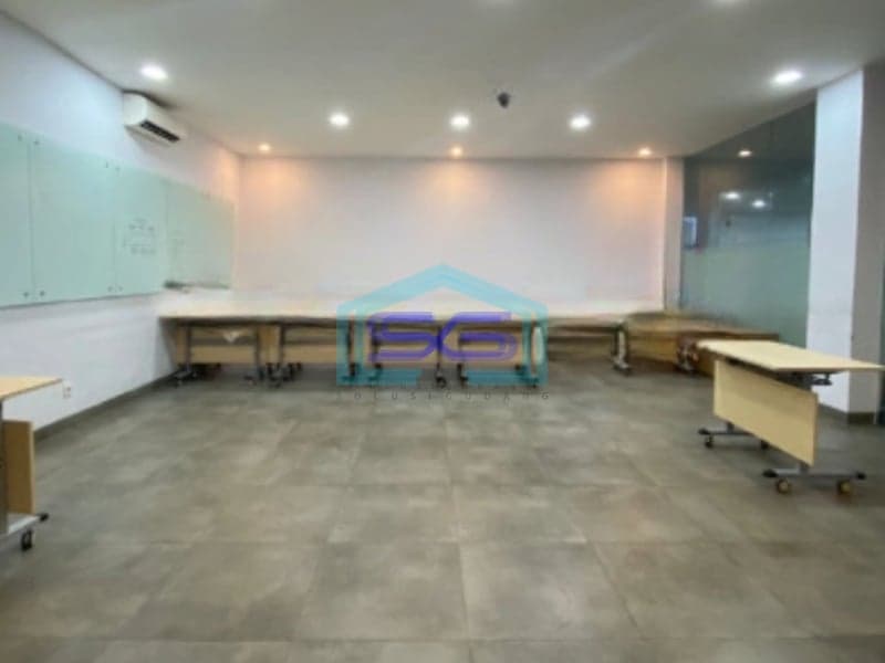 Dijual Kantor Luas Tanah  823 m² di Mampang Jakarta Selatan