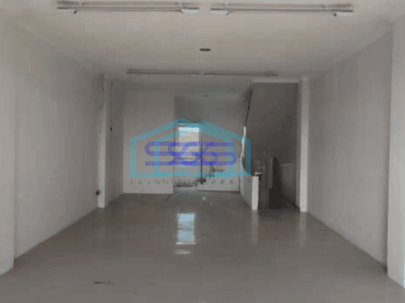 Disewa Ruko  Cepat Lokasi Mainroad di Gatot Subroto, Bandung