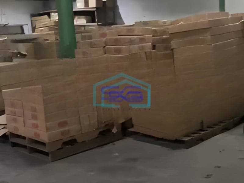 Disewakan Gudang Luas Bangunan 1200 m² Ada Lift Barang Lokasi Kamal Jakarta Utara