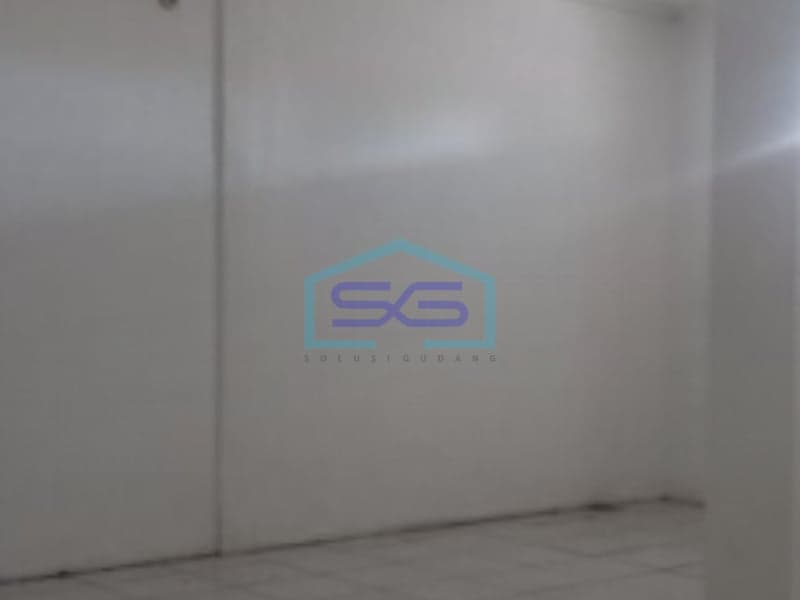 For Rent Spacious Shop House Building 308 m² Ready to Occupy in Tanjung Barat South Jakarta