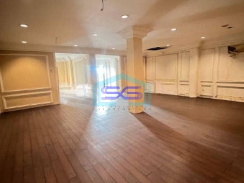 Disewakan Ruko 7 Lantai di Thamrin Jakarta Pusat Luas Bangunan 900m2