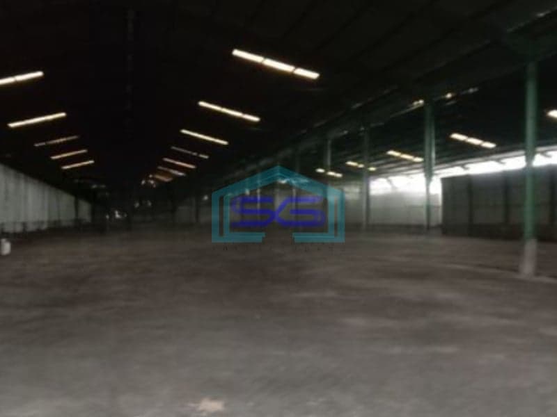 Disewakan Gudang Luas Margomulyo Surabaya Luas Bangunan  10000 m²