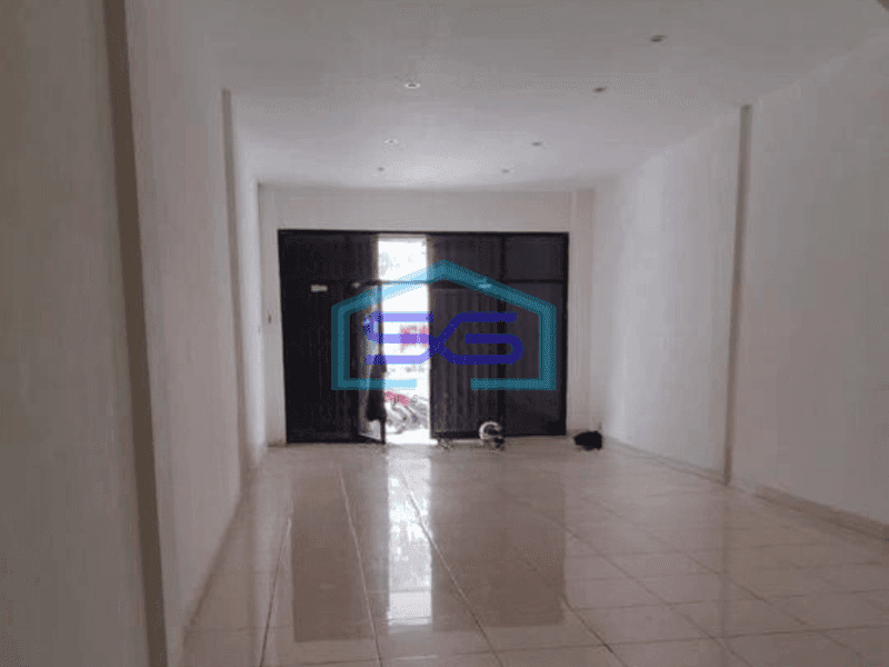 Disewakan Ruko Lokasi Strategis Jalan Boulevard Raya Kelapa Gading
