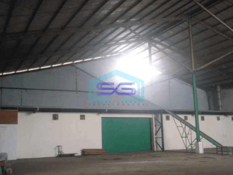 Dijual Gudang di Cibolerang Luas Bangunan 1500 m²
