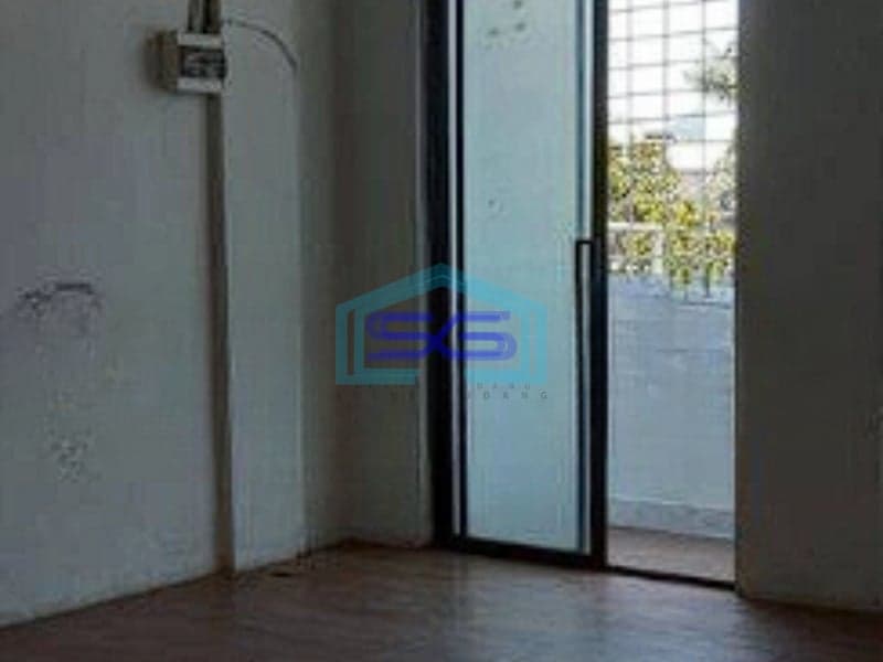 Disewakan Ruko Di Jakarta Barat Bangunan 3 Lantai LB 168m2
