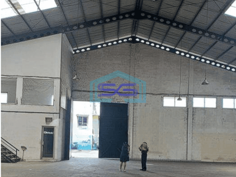 Dijual gudang besar muat container 40 feet di Jatake