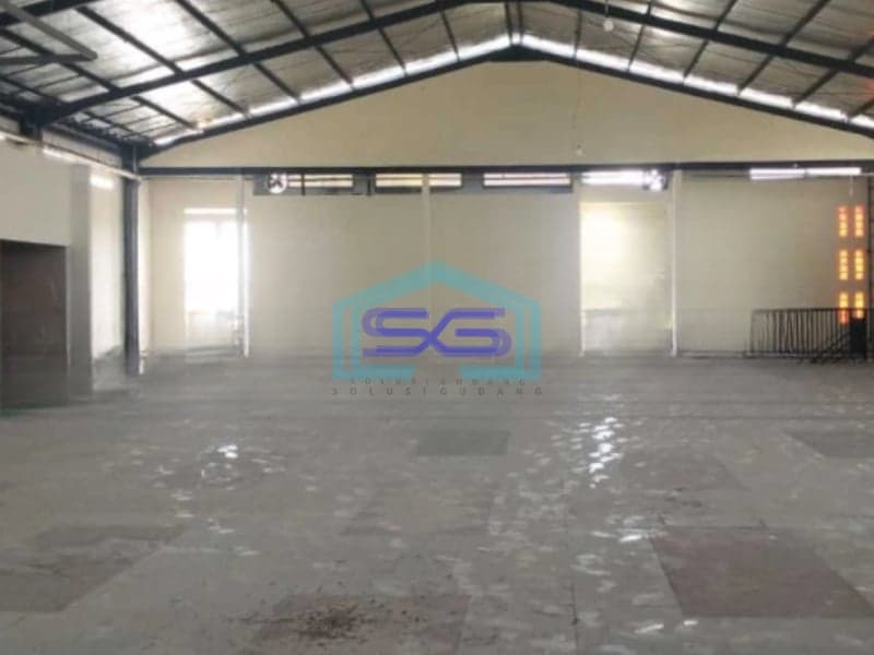 Dijual Ruko 2 Lantai Luas Tanah 860 m² Lokasi Strategis di Semarang