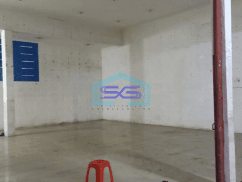 Disewakan Ruko 3 Lantai Luas Bangunan  429 m² di Pinggir Jalan Tanjung Priuk Jakarta Utara