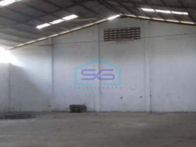 Disewakan Gudang Ada Kantor Luas Tanah 1945 m² Lokasi di Legok Tangerang