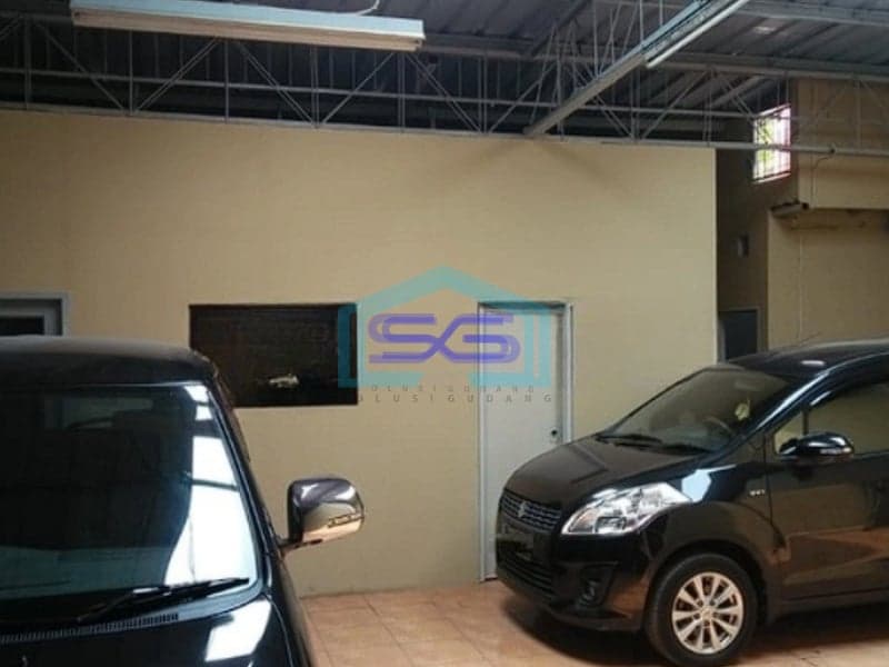 Dijual Ruang Usaha di Jalan Komersil Cocok Untuk Berbagai Usaha di Cipondoh Tangerang LT 240m2