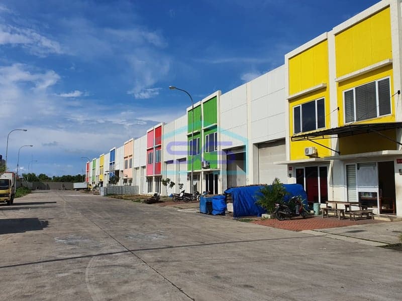 Dijual gudang siap pakai di Kawasan Pergudangan 3 Bisnis Center Karawang Barat (Dekat KIIC)