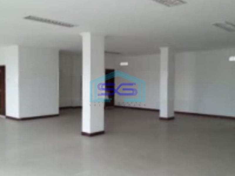 Disewakan Ruko Gandeng di Jalan Panjang Jakarta Barat LB 702m2