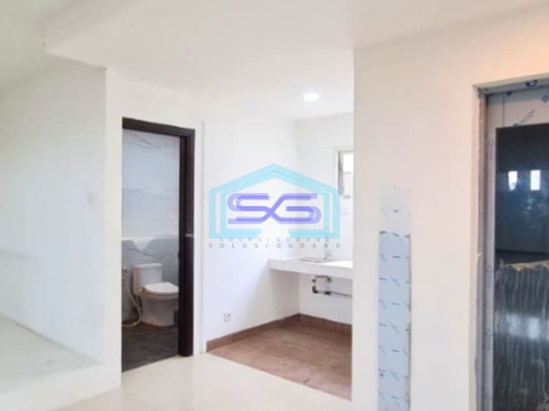 Dijual Ruko 2 Lantai Luas Bangunan 202 m² Lokasi Bebas Banjir di Sukabumi