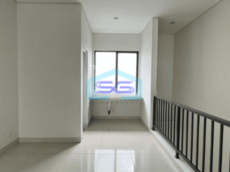 Disewakan Ruko 3 Lantai Luas Bangunan  163 m² di Gading Serpong Tangerang