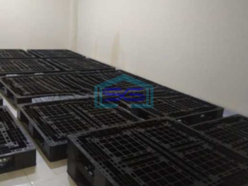 Disewakan Ruko Taman Surya 3 Lantai Jakarta Barat Luas Bangunan 180m2